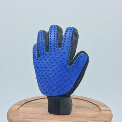 Grooming Glove by Toys N Treats Box